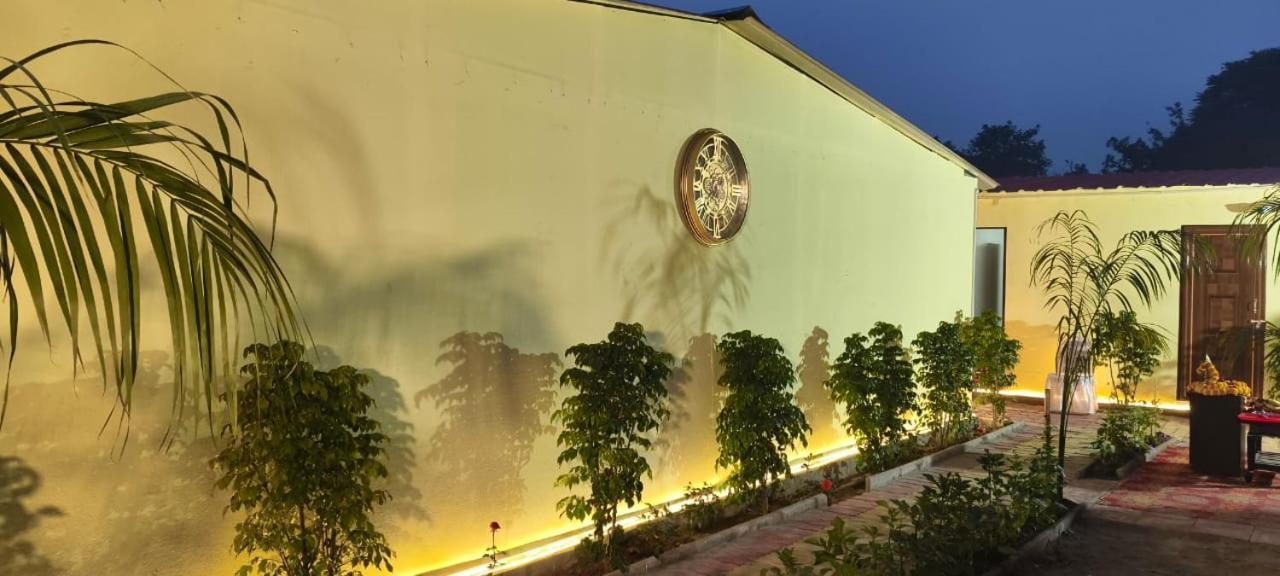 Tree Resort & Restaurant Prayagraj Exterior photo